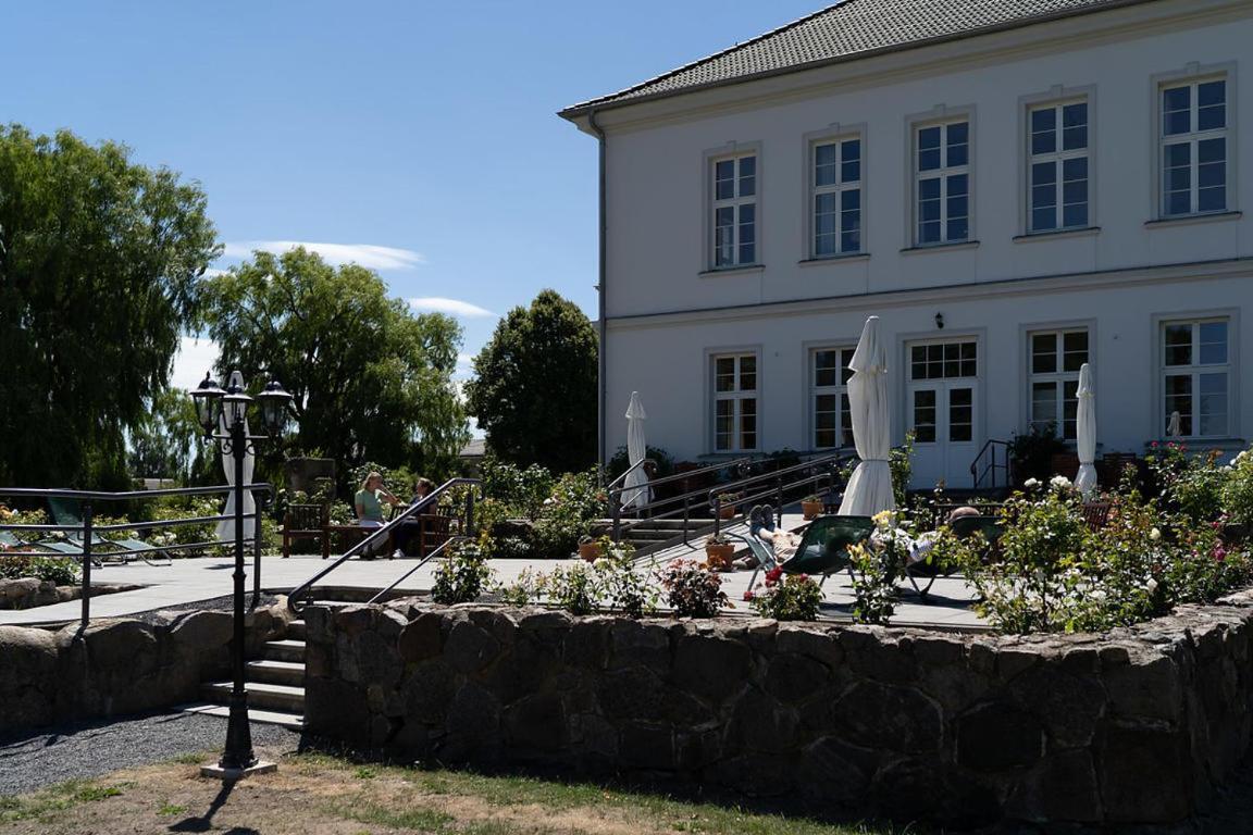 Gutshaus Gross Helle Apartamento Mölln Exterior foto